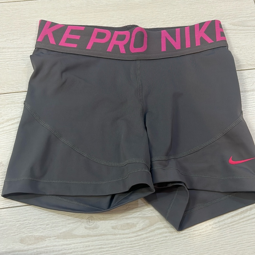grey and pink nike pro shorts